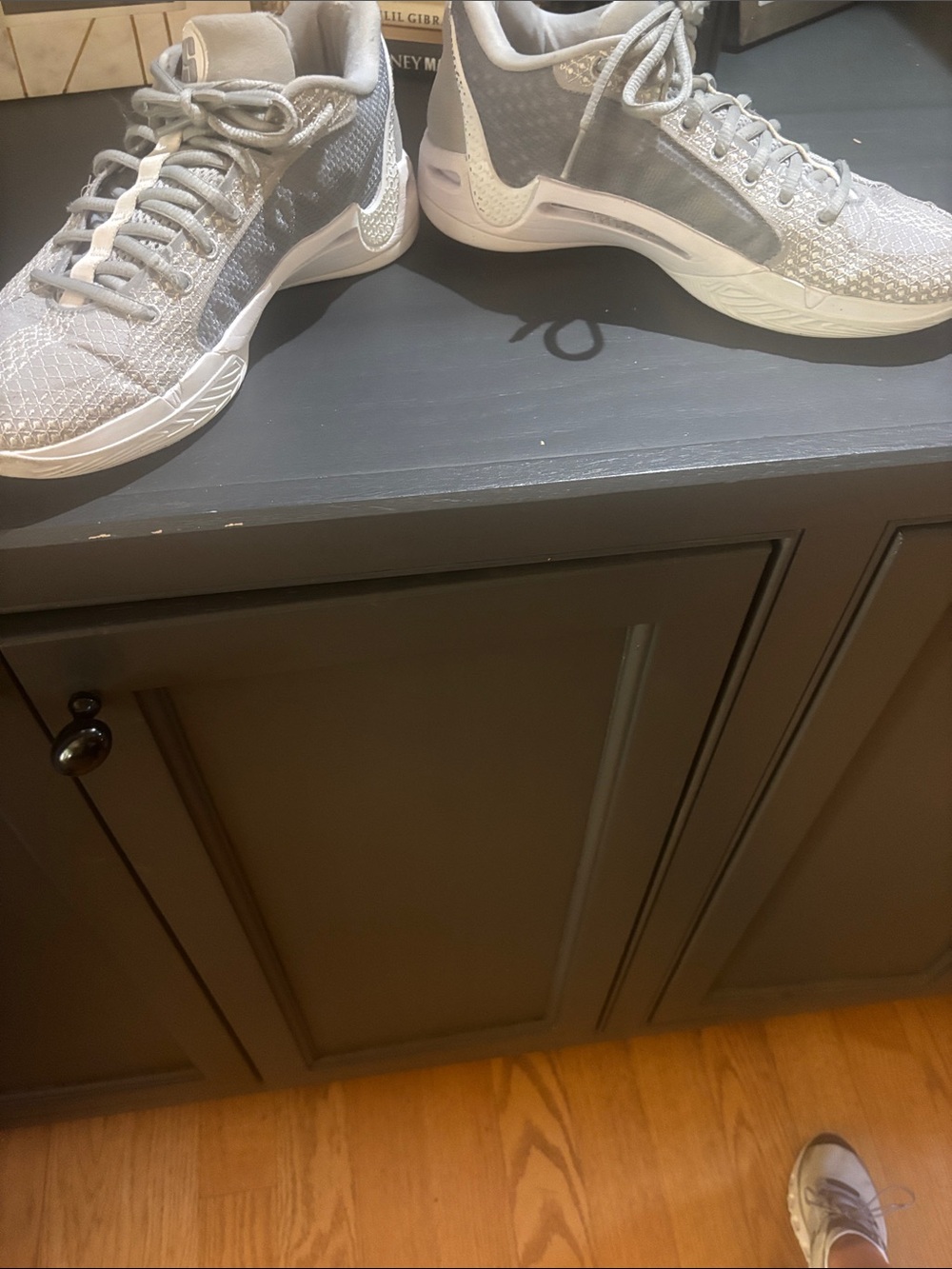 Nike React sabrina Light Gray basketball Sneakers with White Accents - Picture 6 of 9